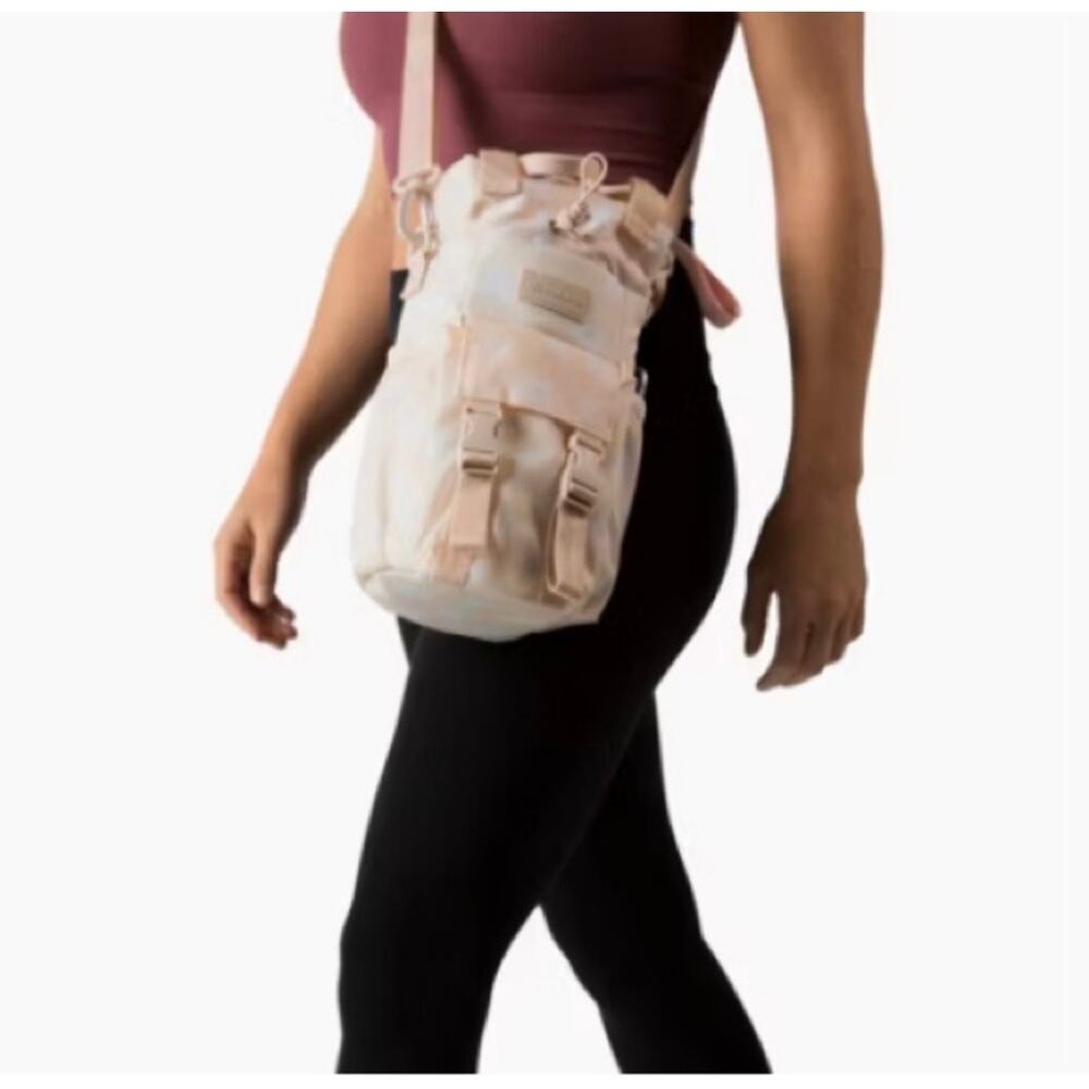 Blogilates Water Bottle Sling - Peach: Polyethylene & Polyester Accessory - Picture 6 of 12